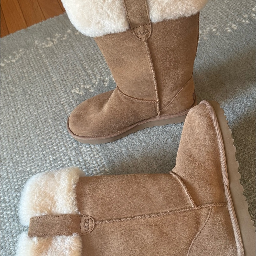 NEW UGG Suhenny Tall Boots (7) - Picture 6 of 9
